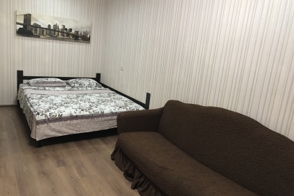 Квартир возле ЖД вокзала. Для для граждан РФ есть возможность оплаты пластиковыми и кредитными картами.