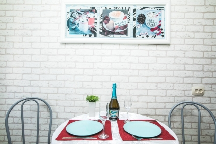 2 минуты до метро Спортивная. Wi-Fi