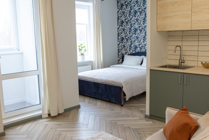 Метро грушевка, современная студия