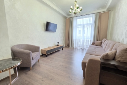 3-комн. кв. посуточно, Карла Маркса, 8