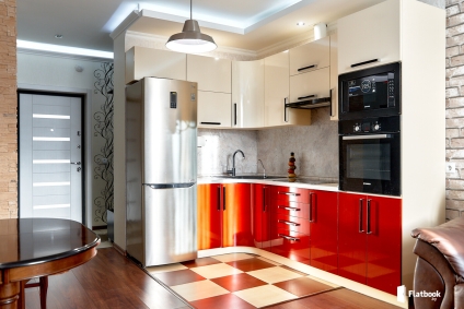 Новый дом, рядом метро, центр, ж.вокзал! В летний период цена договорная