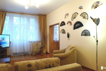 Двухкомнатная на пл. Победы