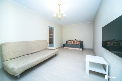 Двушка Зеленый Луг ул.Тикоцкого