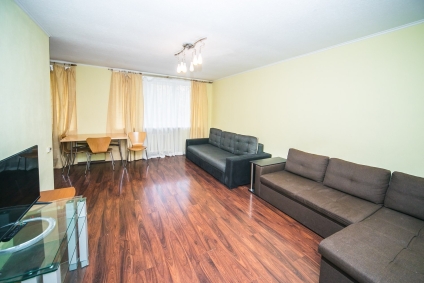 Двушка на Комаровке