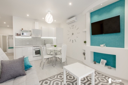 Евро-двушка с джакузи