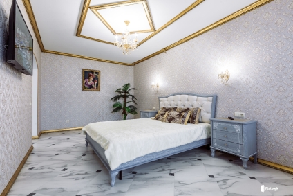 Люкс апартаменты в Минске на сутки в стиле барокко