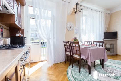 Цена зависит от количества человек и срока проживания