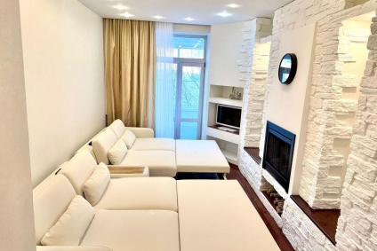 5 комнатная квартира