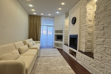 5 комнатная квартира