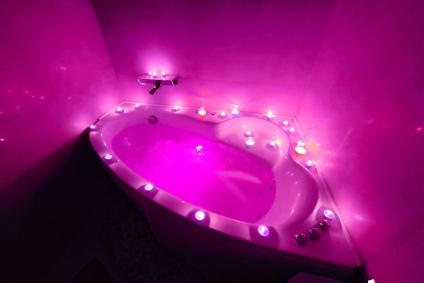 Джакузи, кондиционер, часы от 20 рублей