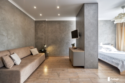 Уютная, атмосферная квартира, с красивым видом из окна.