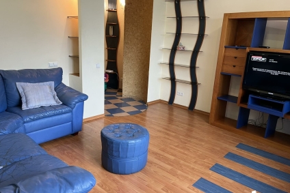 Окна выходят на Стеллу