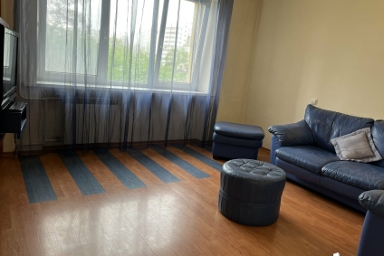 Окна выходят на Стеллу