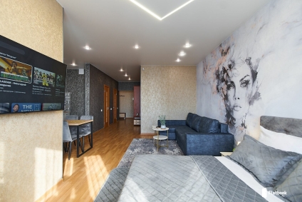 Квартира студия у метро. Смарт тв, часы от 30 руб.