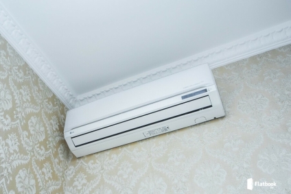 Центр Минска. Двухкомнатная квартира с кондиционером .