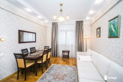 Центр Минска. Двухкомнатная квартира с кондиционером .