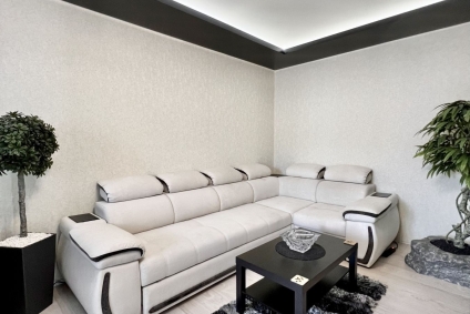 Двухкомнатная квартира в ЦЕНТРЕ Минска. 2 лоджии.