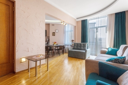 Квартира в самом центре - площадь Победы!