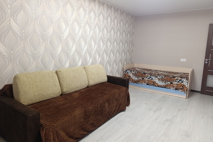 3-х комнатная квартира на сутки возле горнолыжного комплекса "Солнечная долина"