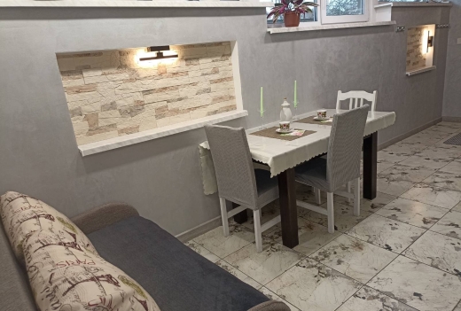 Из Брежнево