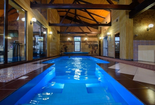 Коттедж на  сутки с бассейном (г. Заславль, ул. Приморская, 45)